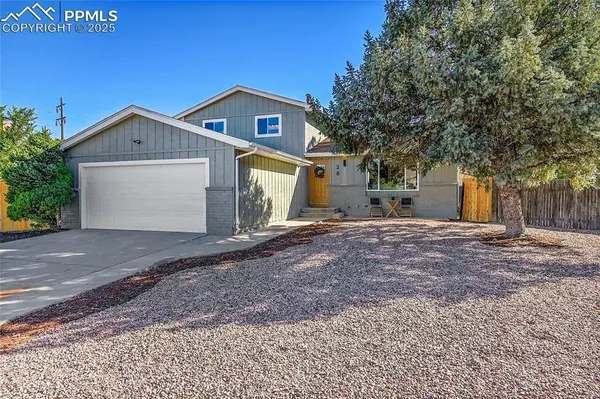 28 Pennwood LN, Pueblo, CO 81005