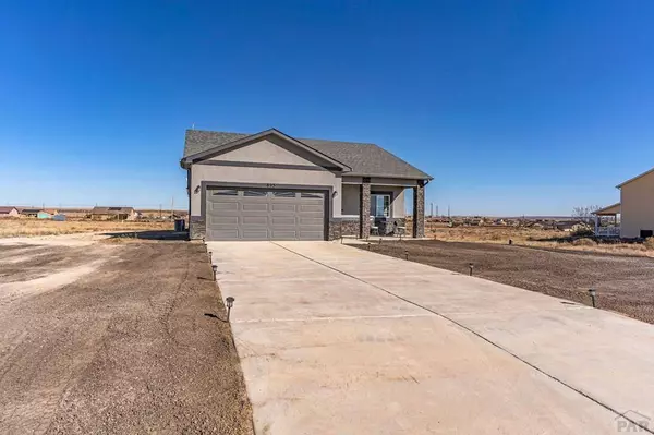 895 Loma Dr, Pueblo West, CO 81007