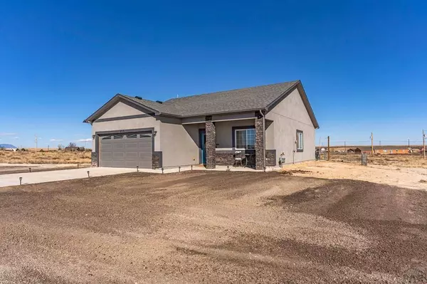 895 Loma Dr, Pueblo West, CO 81007