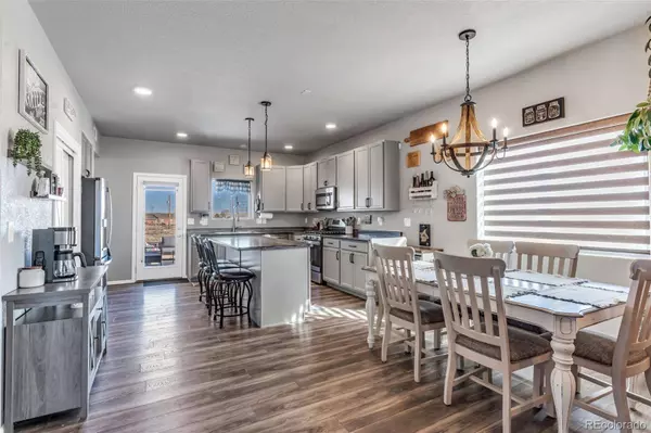 895 E Loma DR, Pueblo, CO 81007