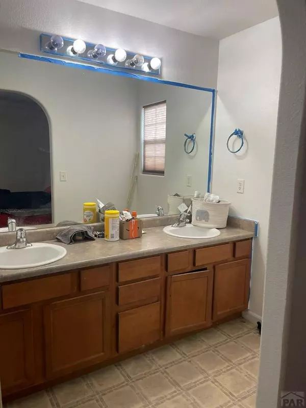 642 Bow Mar Dr, Pueblo West, CO 81007