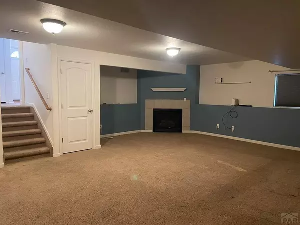 642 Bow Mar Dr, Pueblo West, CO 81007