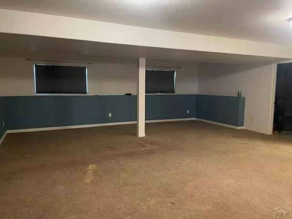 642 Bow Mar Dr, Pueblo West, CO 81007