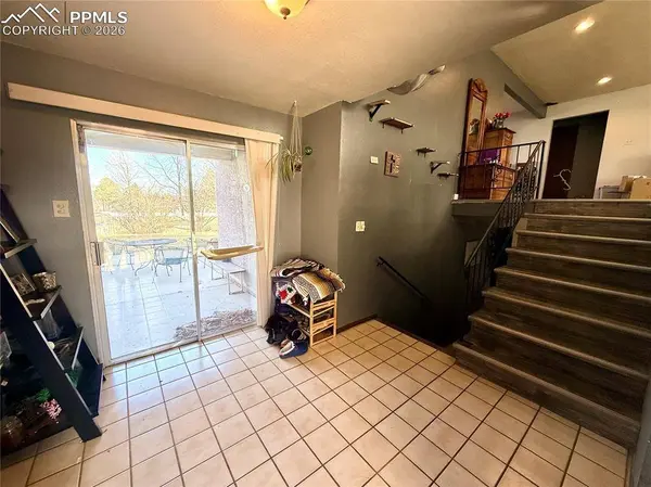 110 Encino DR, Pueblo, CO 81005