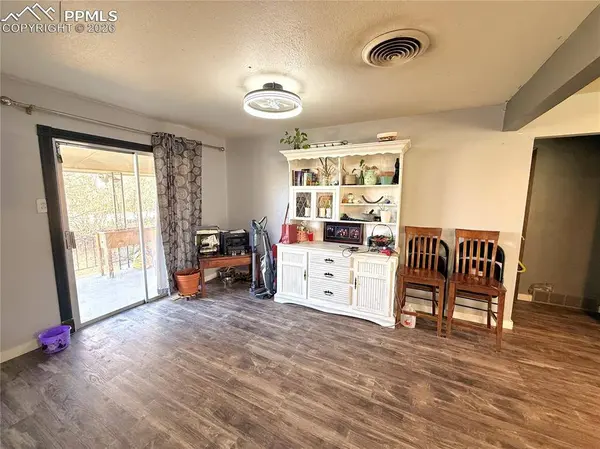 110 Encino DR, Pueblo, CO 81005