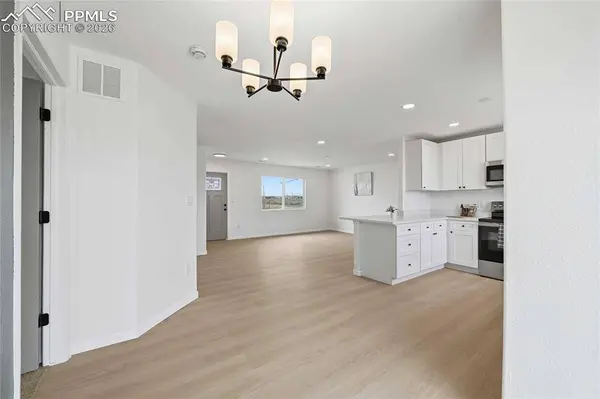 578 N Mancos DR, Pueblo West, CO 81007