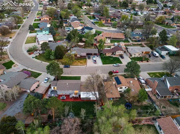 93 Fordham CIR, Pueblo, CO 81005