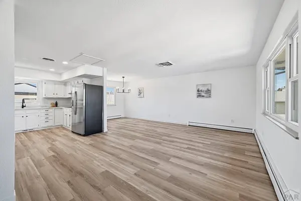 5 Chautard Ct, Pueblo, CO 81005