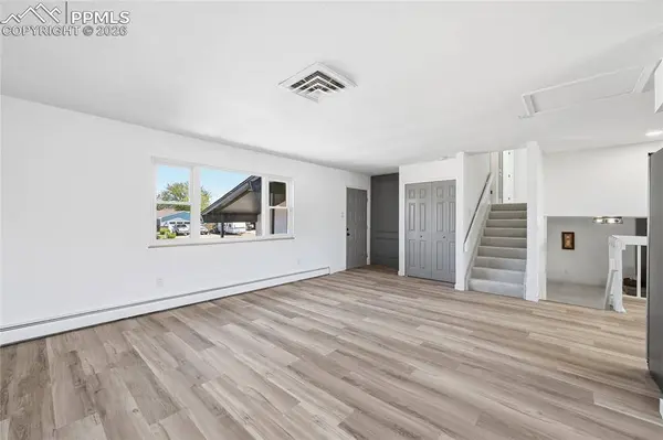 5 Chautard CT, Pueblo, CO 81005