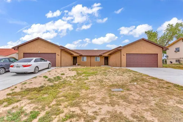 977-979 Harmony Dr, Pueblo West, CO 81007
