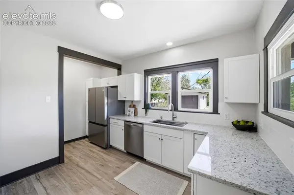 330 Jefferson ST, Pueblo, CO 81004