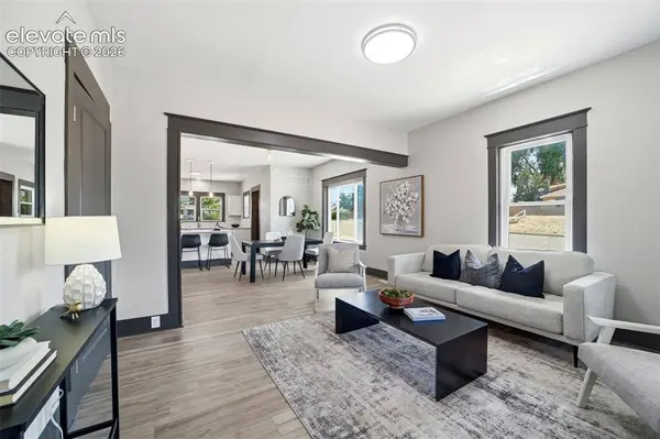 330 Jefferson ST, Pueblo, CO 81004