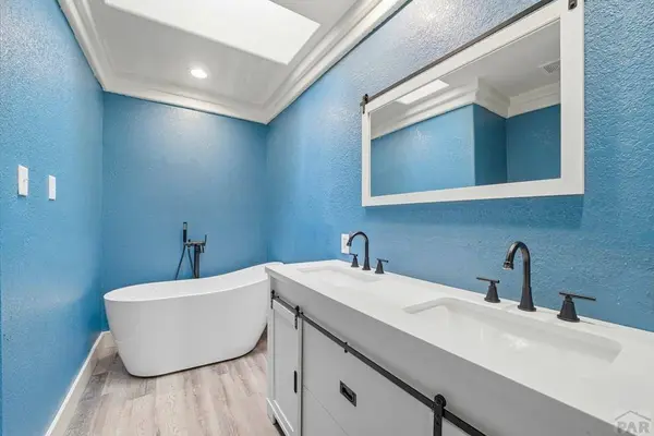 321 Linden Ave, Pueblo West, CO 81007