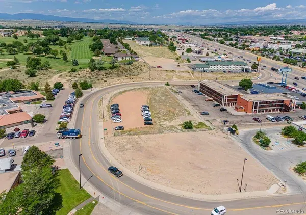 000 Club Manor DR, Pueblo, CO 81008