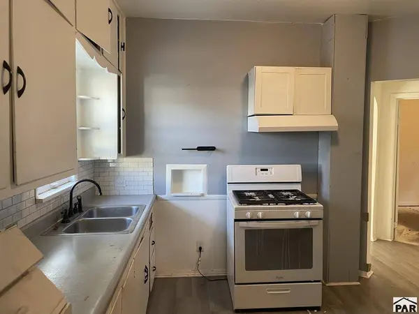 2216 Pine St, Pueblo, CO 81004