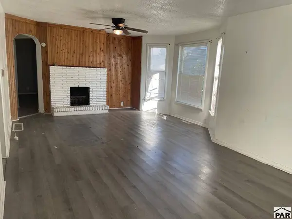 2216 Pine St, Pueblo, CO 81004
