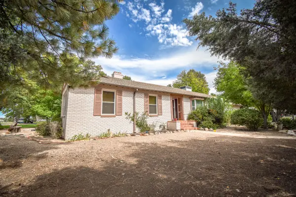 333 Carlile Ave, Pueblo, CO 81004-1057