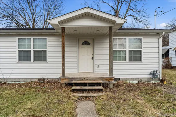137 S Andre ST, Saginaw, MI 48602