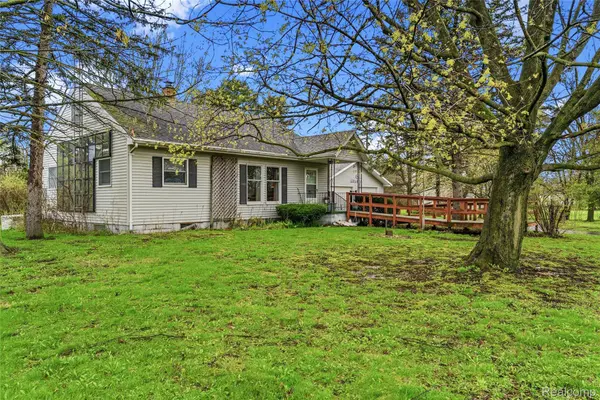 3946 Brown RD, Vernon Village, MI 48429