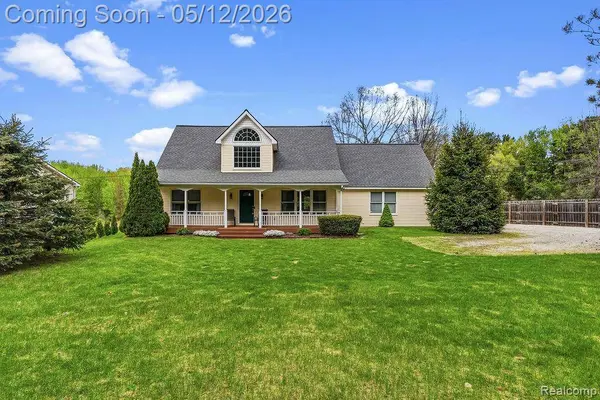 11550 Silver Lake RD, Argentine Township, MI 48418