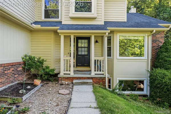 10106 Orchard Ridge CT, Springfield Charter Township, MI 48442