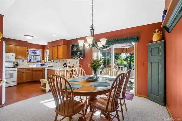 8351 Rustic TRL, Argentine, MI 48451