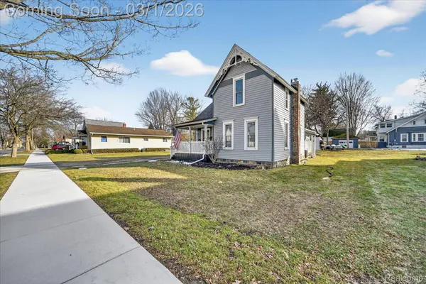 415 W McArthur ST, Corunna, MI 48817