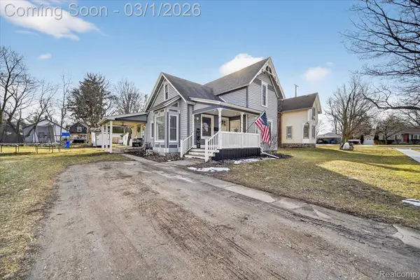 415 W McArthur ST, Corunna, MI 48817