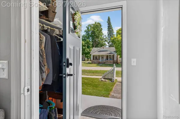 239 E Chestnut ST, Webberville Village, MI 48892