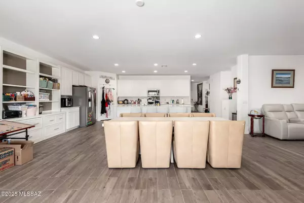 5568 W Summer Vw Drive, Marana, AZ 85658