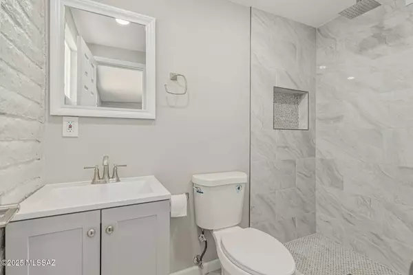 7735 E Basswood Place, Tucson, AZ 85730