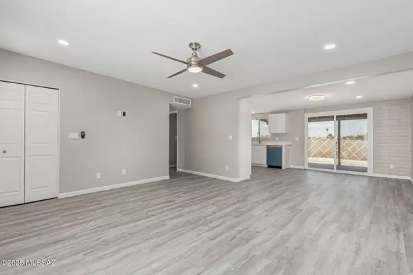 7735 E Basswood Place, Tucson, AZ 85730