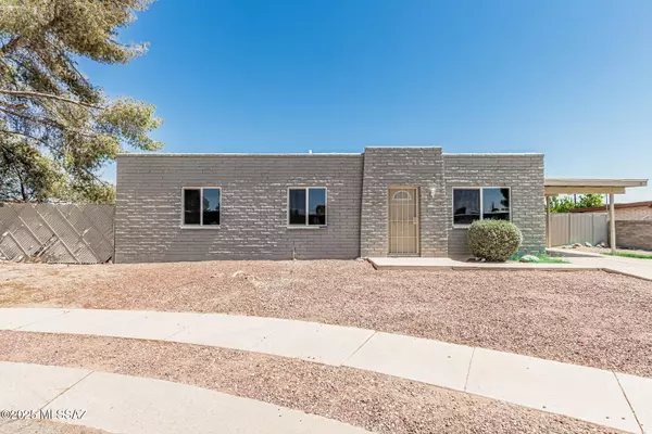 7735 E Basswood Place, Tucson, AZ 85730