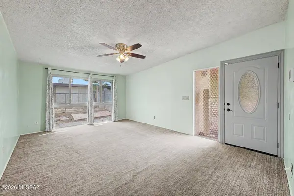 9571 E 33rd St, Tucson, AZ 85748