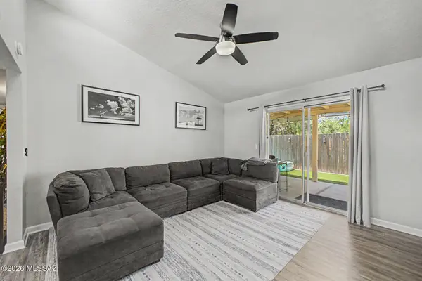 1852 S Skyview Pl, Tucson, AZ 85748