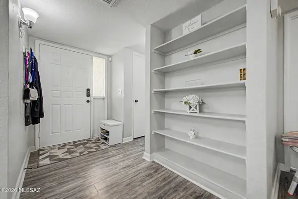 1852 S Skyview Pl, Tucson, AZ 85748