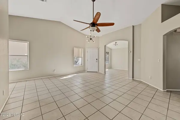 9139 E Muleshoe St, Tucson, AZ 85747