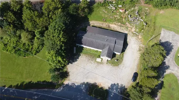 5447 Powder Springs Dallas RD SW, Powder Springs, GA 30127