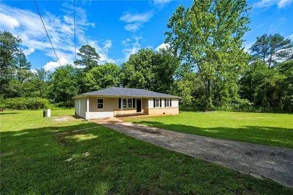 300 Cash Town RD, Aragon, GA 30104