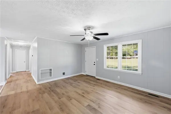 300 Cash Town RD, Aragon, GA 30104