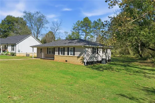 300 Cash Town RD, Aragon, GA 30104