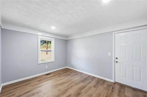 300 Cash Town RD, Aragon, GA 30104