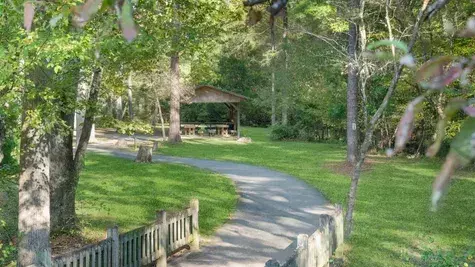 Rolling Hills Park