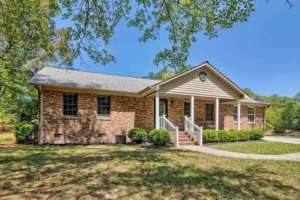 5404 Fairview Road, Batesburg-leesville, SC 29006