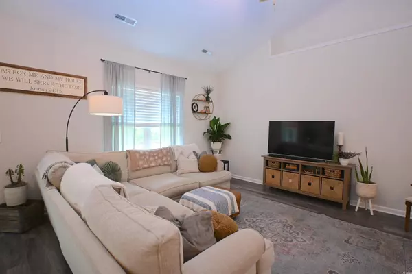 523 Charlton Blvd., Georgetown, SC 29440