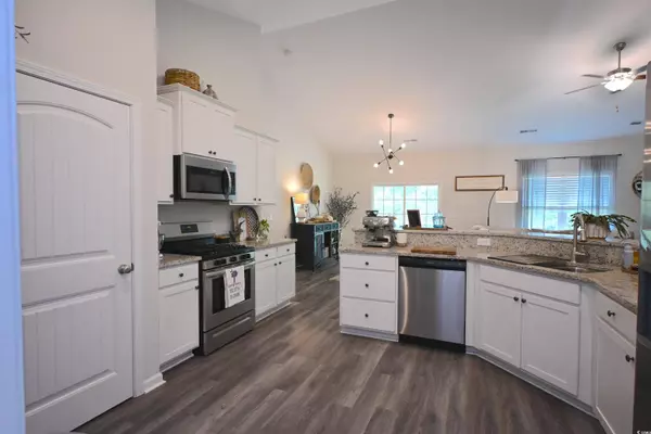 523 Charlton Blvd., Georgetown, SC 29440