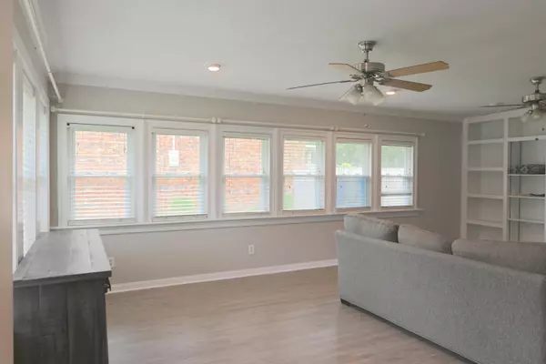 301 Farm Rd, Goose Creek, SC 29445