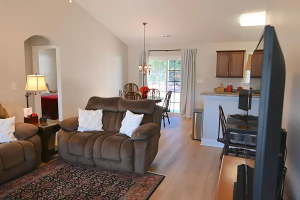 233 MacArthur Dr., Conway, SC 29527