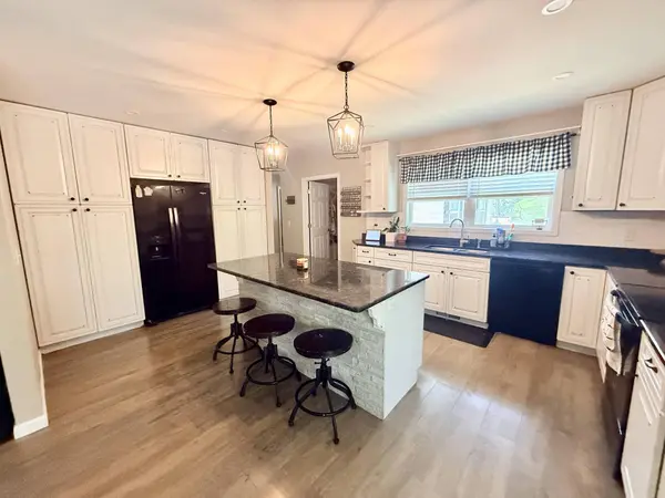 612 Edisto Lake Road, Wagener, SC 29164