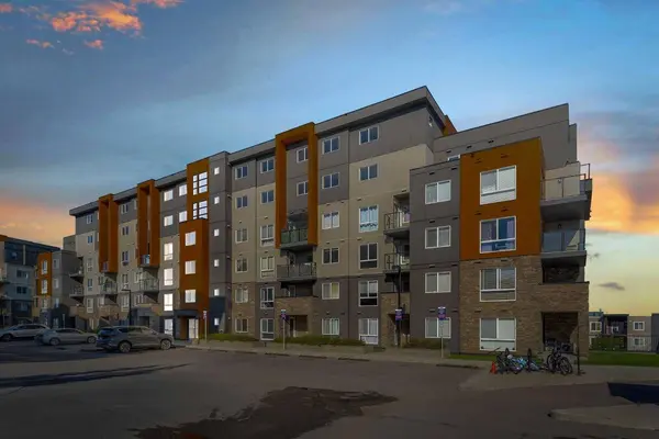 10 Kincora Glen PARK NW #312, Calgary, AB T3R0C1